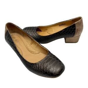 Born | Crown Danine Brown Bronze Snakeskin Leather Round Toe Block Heel Pumps